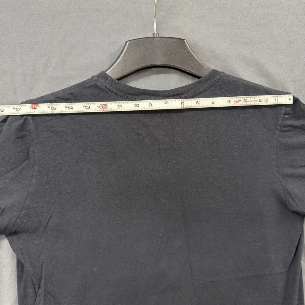 Smith & Wesson Vintage Print T-Shirt - Size Medium - Gray - Cotton Blend - NICE